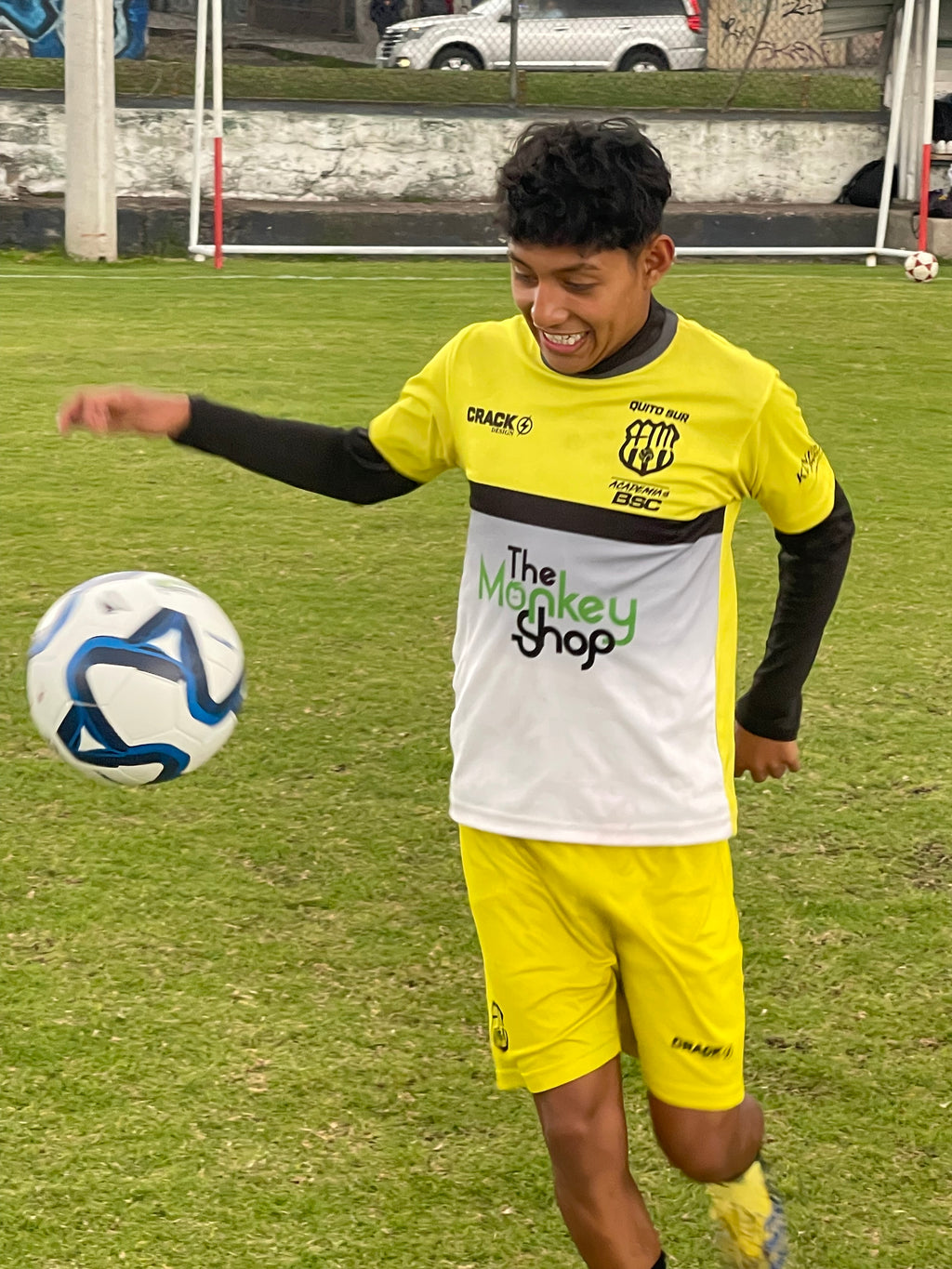 BALON PERSONALIZADO  EDICION ESCUELAS DE FUTBOL N 5. N 4