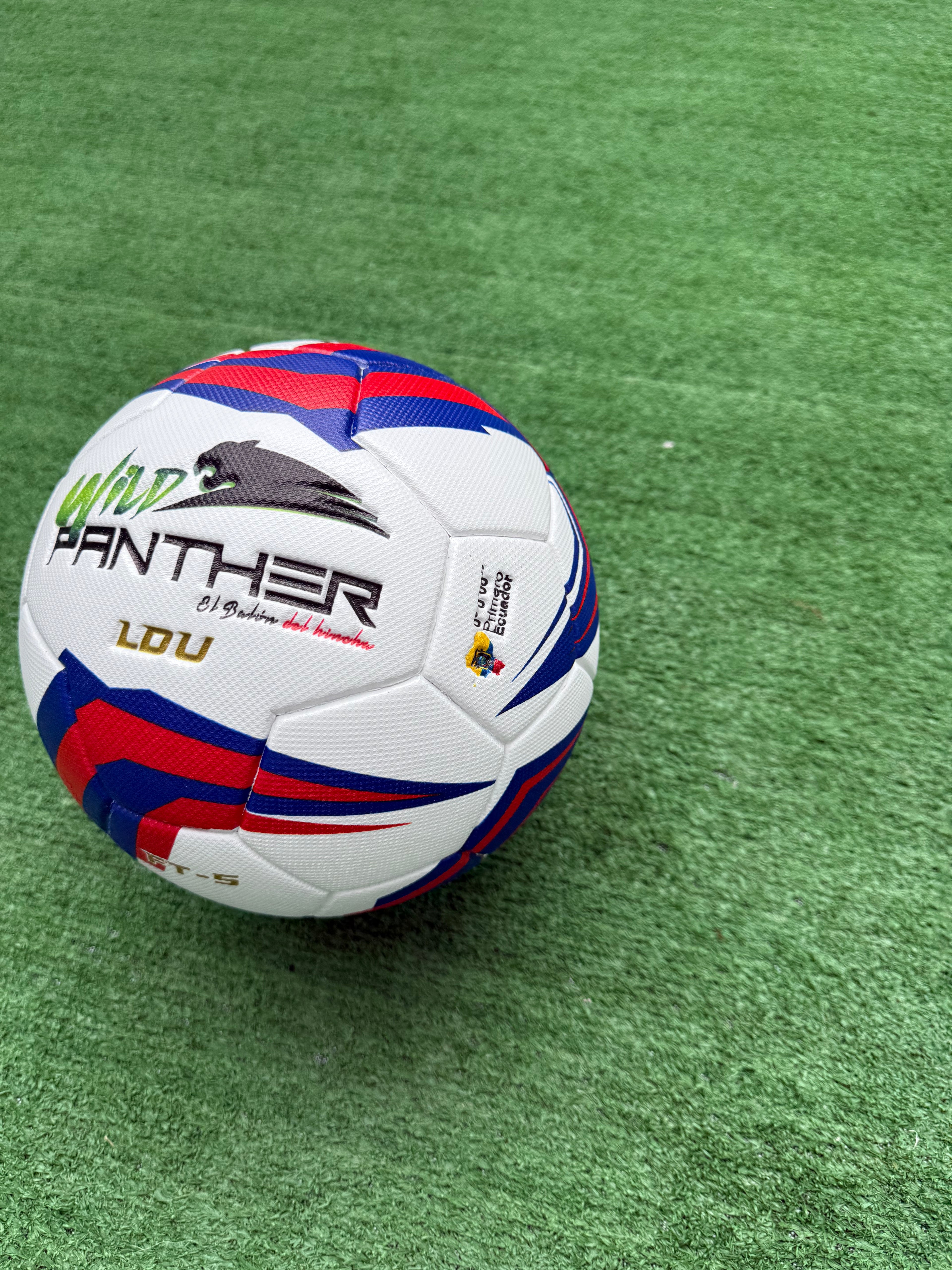 BALON N. 5  EDICION  LIGA DE QUITO