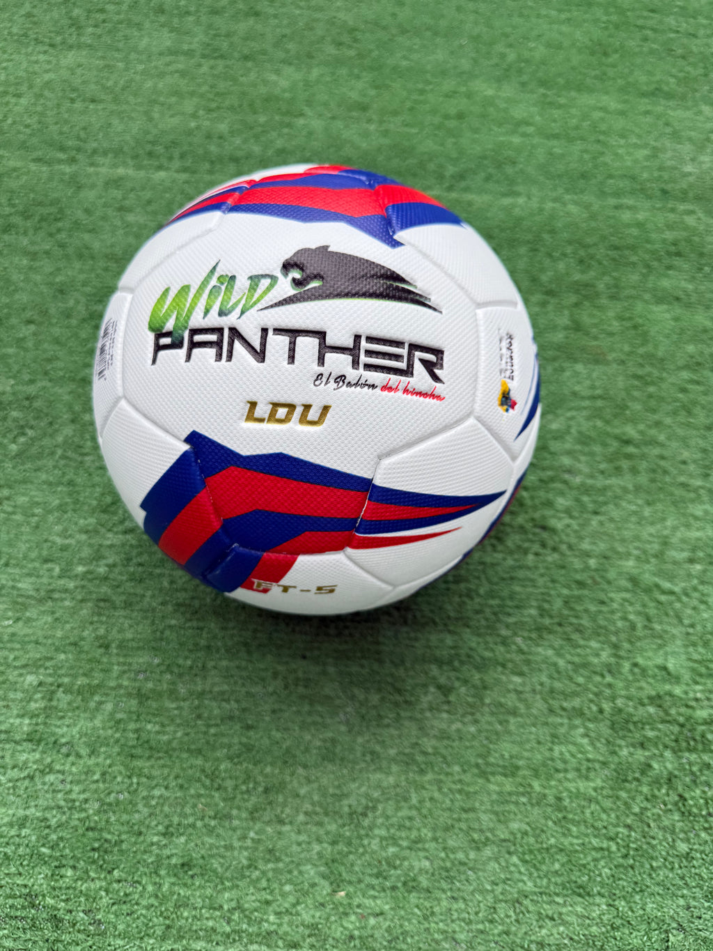 BALON N. 5  EDICION  LIGA DE QUITO